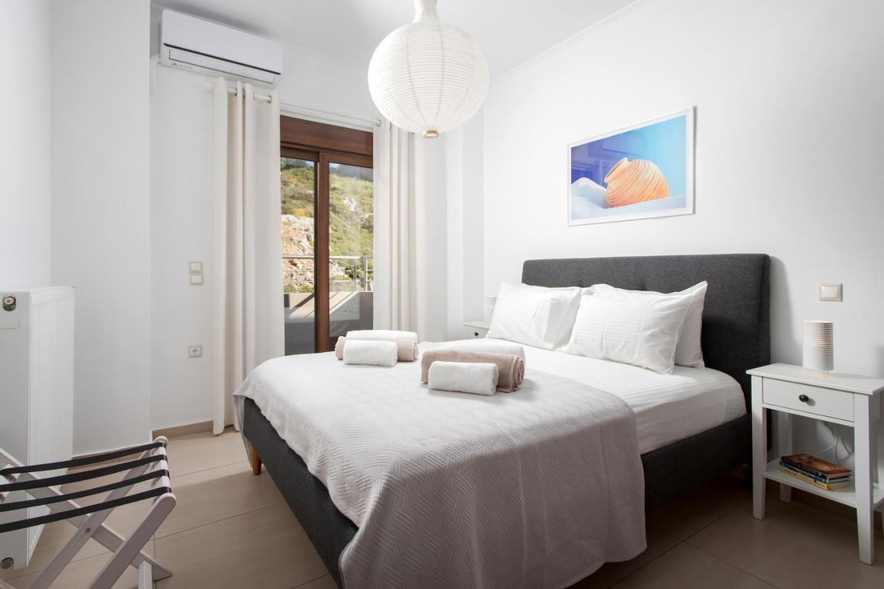 Overview Chania With Sea View And Amazing Sunset Apartment
