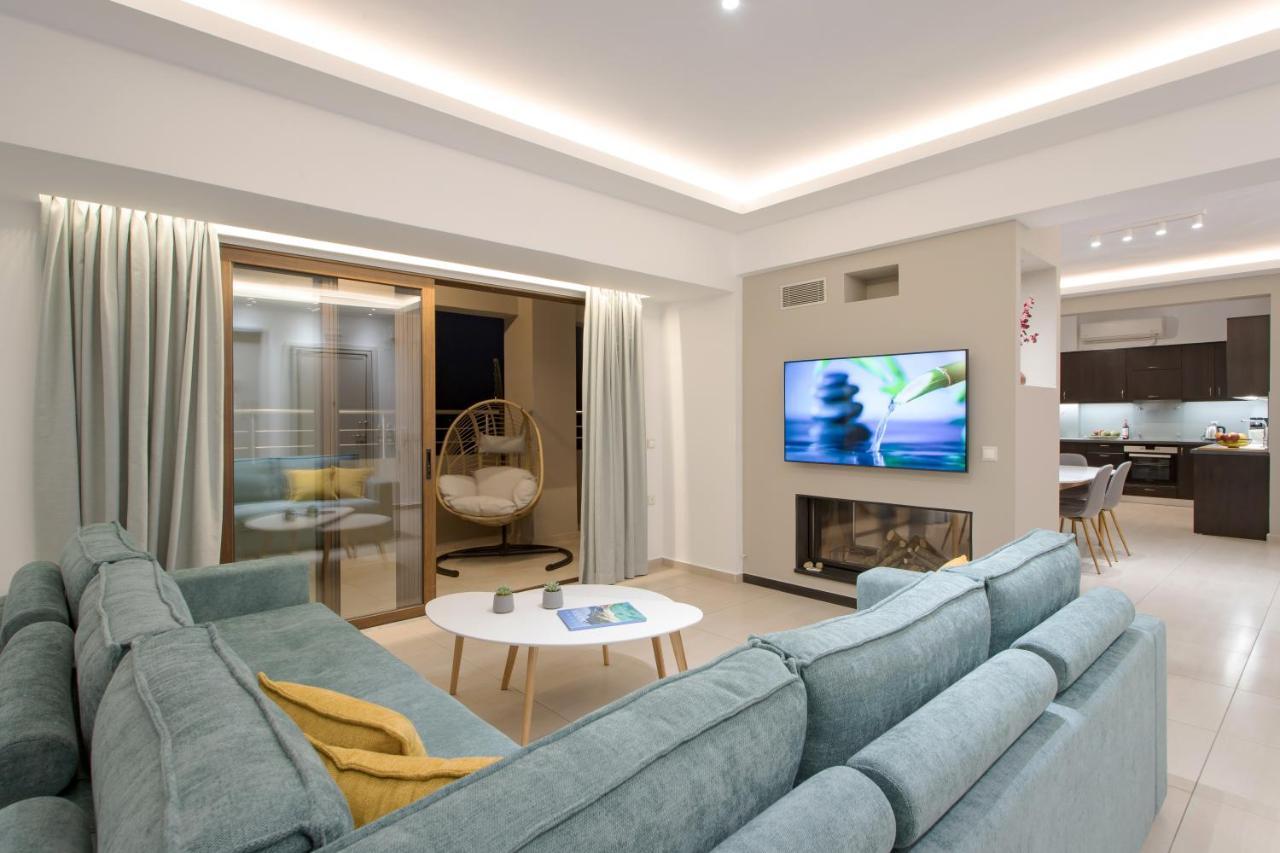 Overview Chania With Sea View And Amazing Sunset Apartment